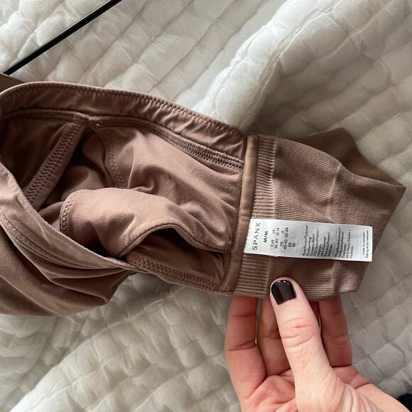 SPANX Brallelujah Mama Nursing Bra Cafe Medium Wireless Comfortable Maternity - Picture 14 of 16